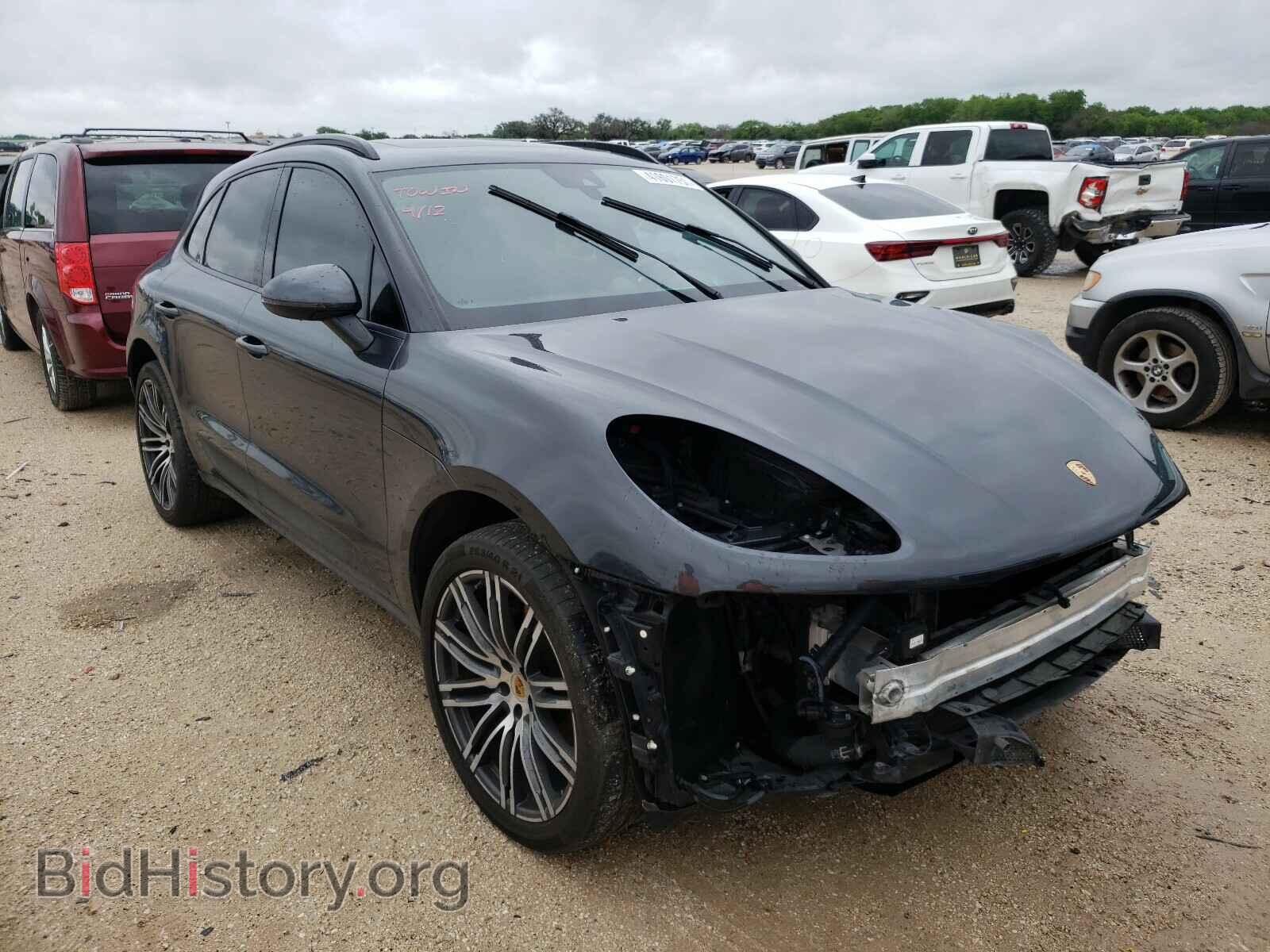 Фотография WP1AA2A54HLB02093 - PORSCHE MACAN 2017