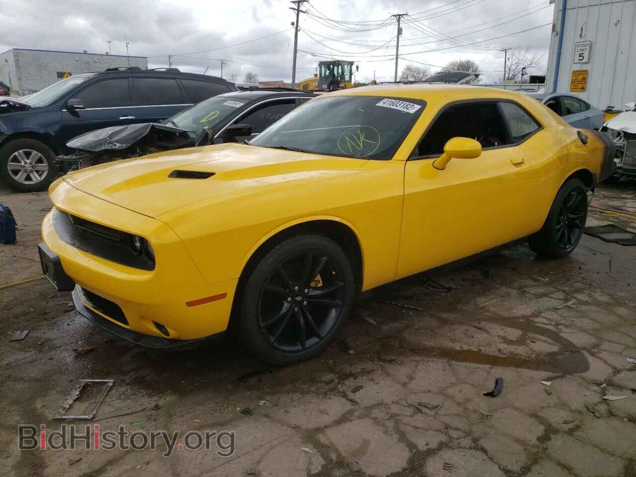 2018 DODGE CHALLENGER - VIN: 2C3CDZAG3JH333439 - Photo 2