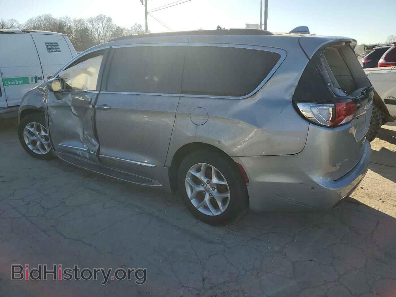 2017 CHRYSLER PACIFICA - VIN: 2C4RC1BG5HR598912 - Photo 2