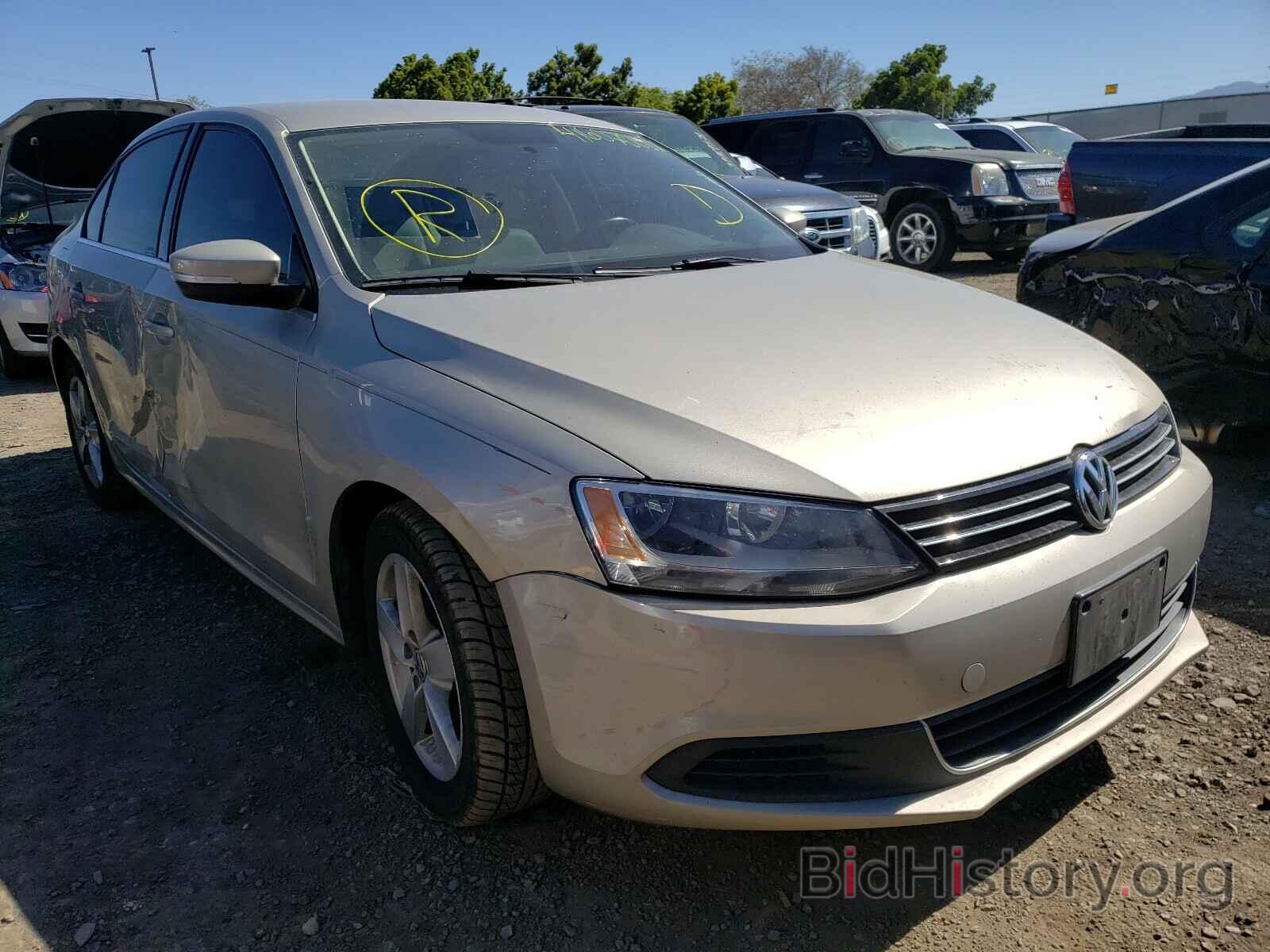 Фотография 3VW3L7AJ1EM245539 - VOLKSWAGEN JETTA 2014