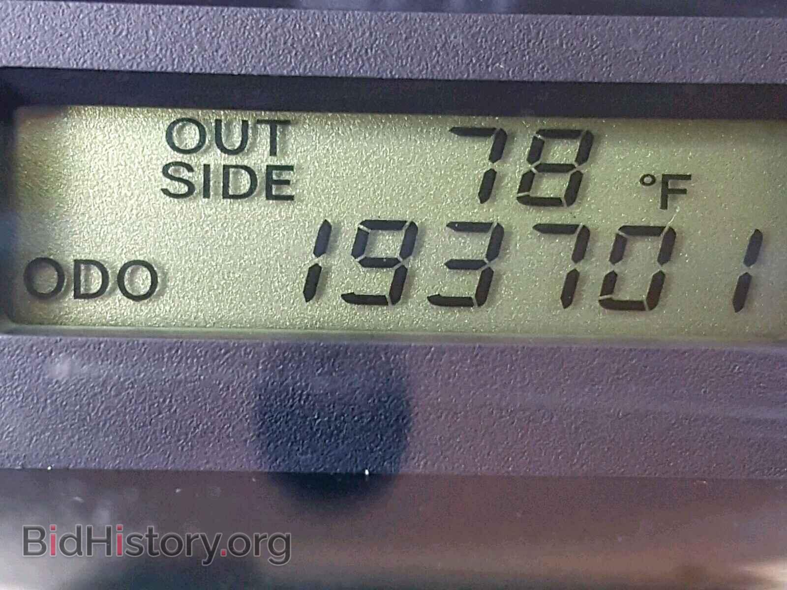 2003 TOYOTA COROLLA - VIN: JTDBR32E832000510 - Фото 8