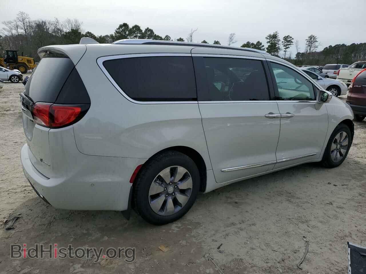 2020 CHRYSLER PACIFICA - VIN: 2C4RC1N77LR242515 - Фото 3