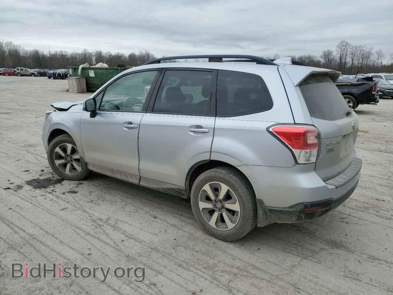 2018 SUBARU FORESTER - VIN: JF2SJAEC0JH421753 - Фото 2