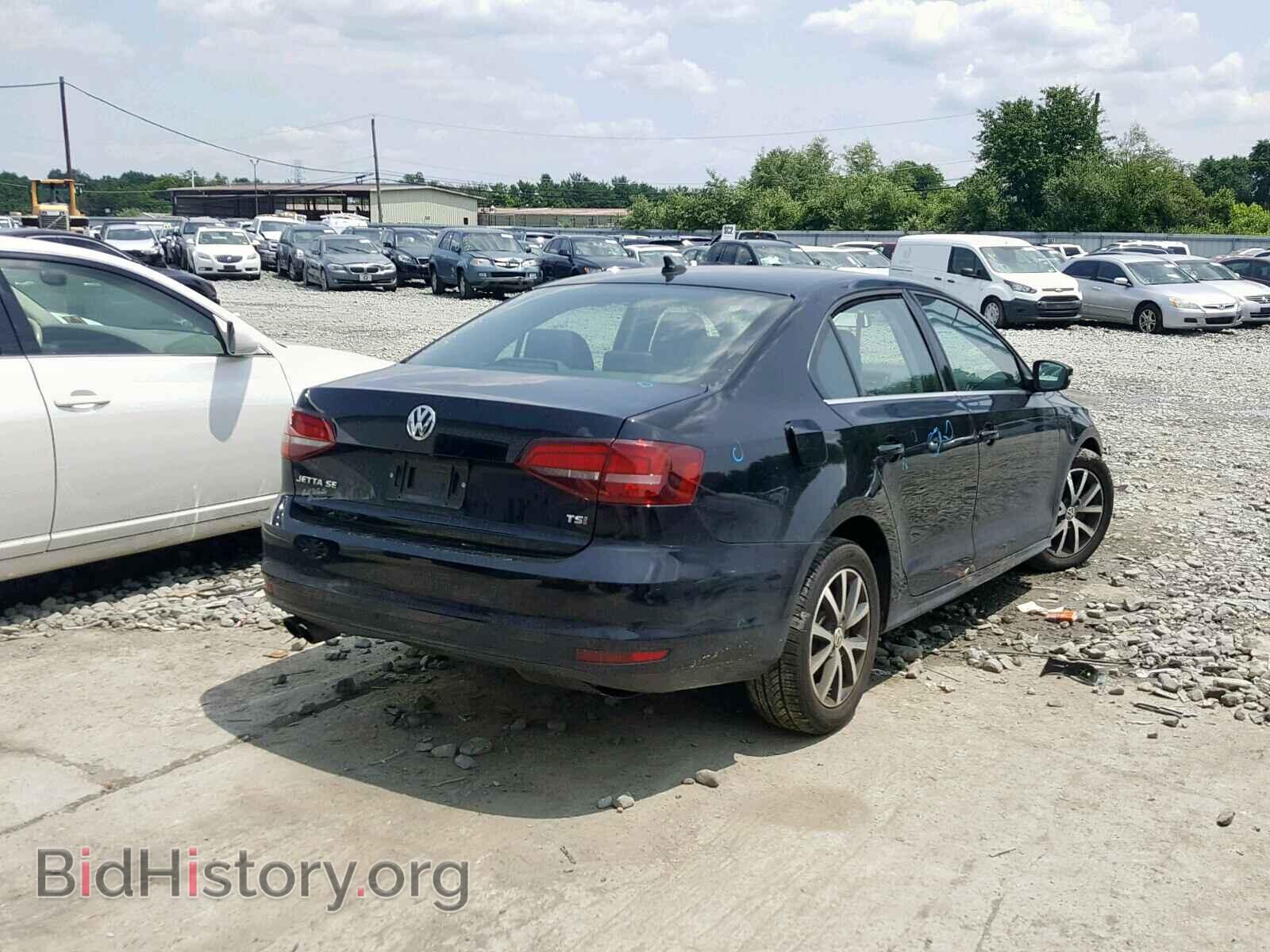 2017 VOLKSWAGEN JETTA - VIN: 3VWDB7AJ2HM263625 - Фото 4