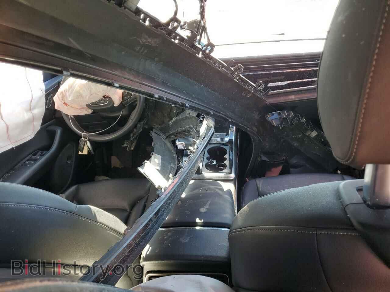 2021 AUDI Q8 - VIN: WA1EVAF12MD006016 - Фото 8
