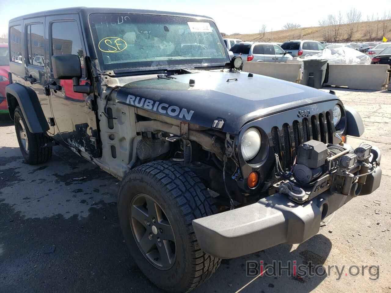 Photo 1J4HA6H12BL579701 - JEEP WRANGLER 2011