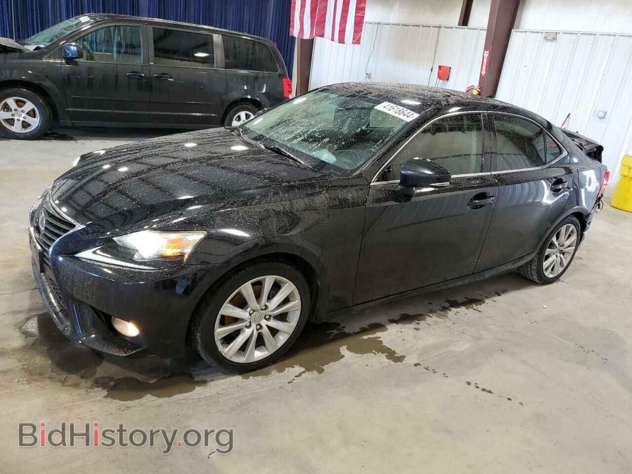 Фотография JTHBF1D29E5023617 - LEXUS IS 2014