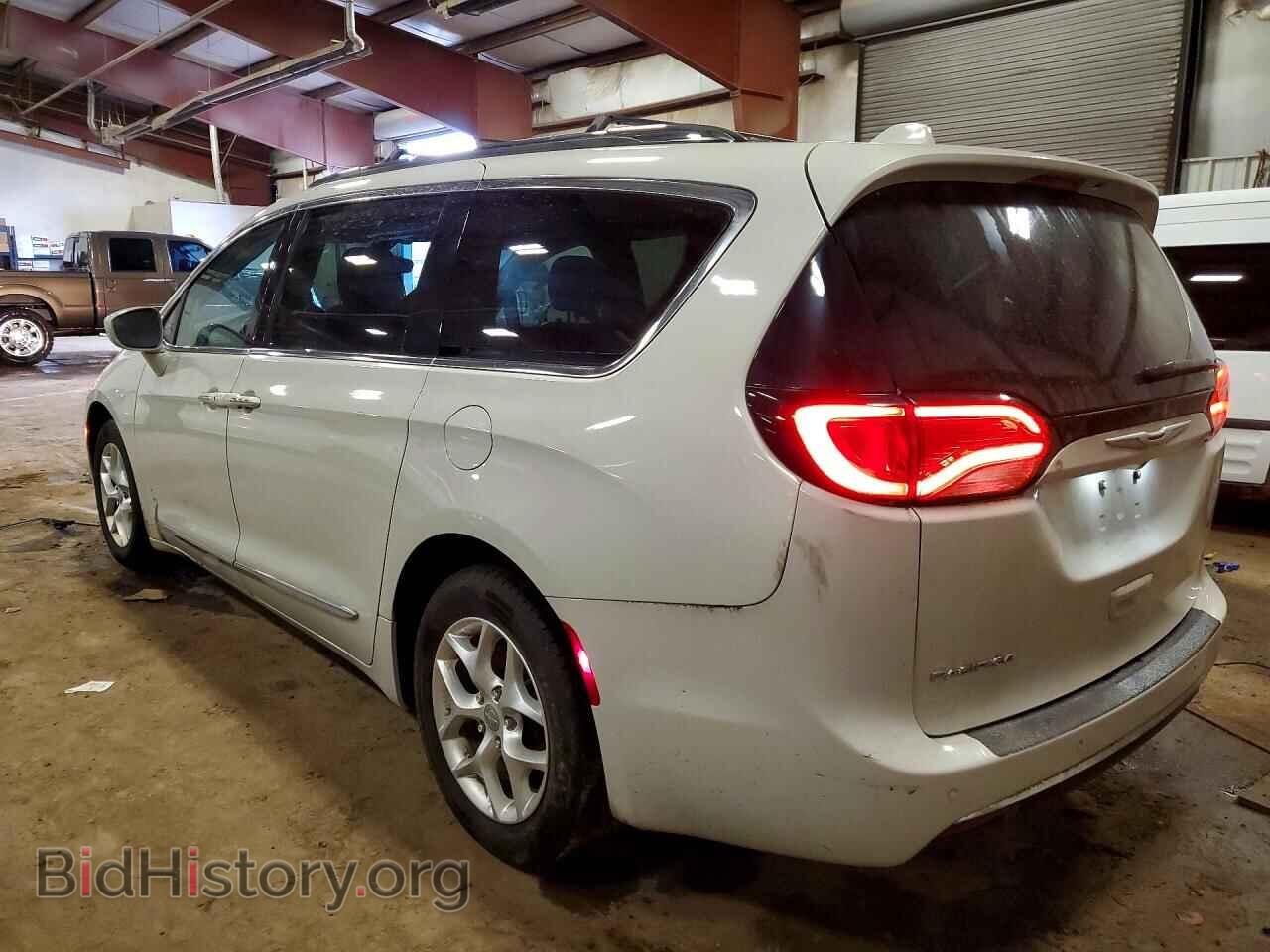 2017 CHRYSLER PACIFICA - VIN: 2C4RC1EGXHR653656 - Фото 2