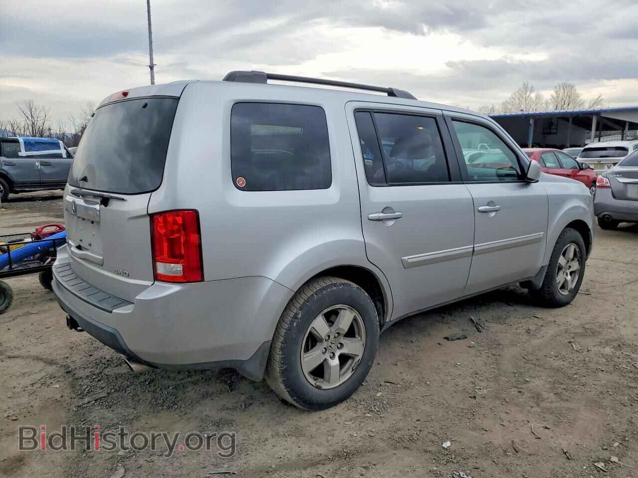 2011 HONDA PILOT - VIN: 5FNYF4H78BB011276 - Фото 3