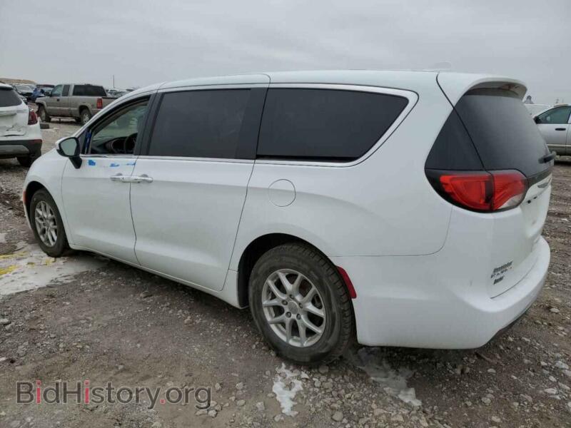2017 Chrysler PACIFICA (VIN 2C4RC1BGXHR753082) — photo 2 of 13
