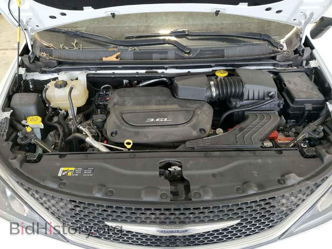 2017 CHRYSLER PACIFICA - VIN: 2C4RC1BGXHR753082 - Фото 12