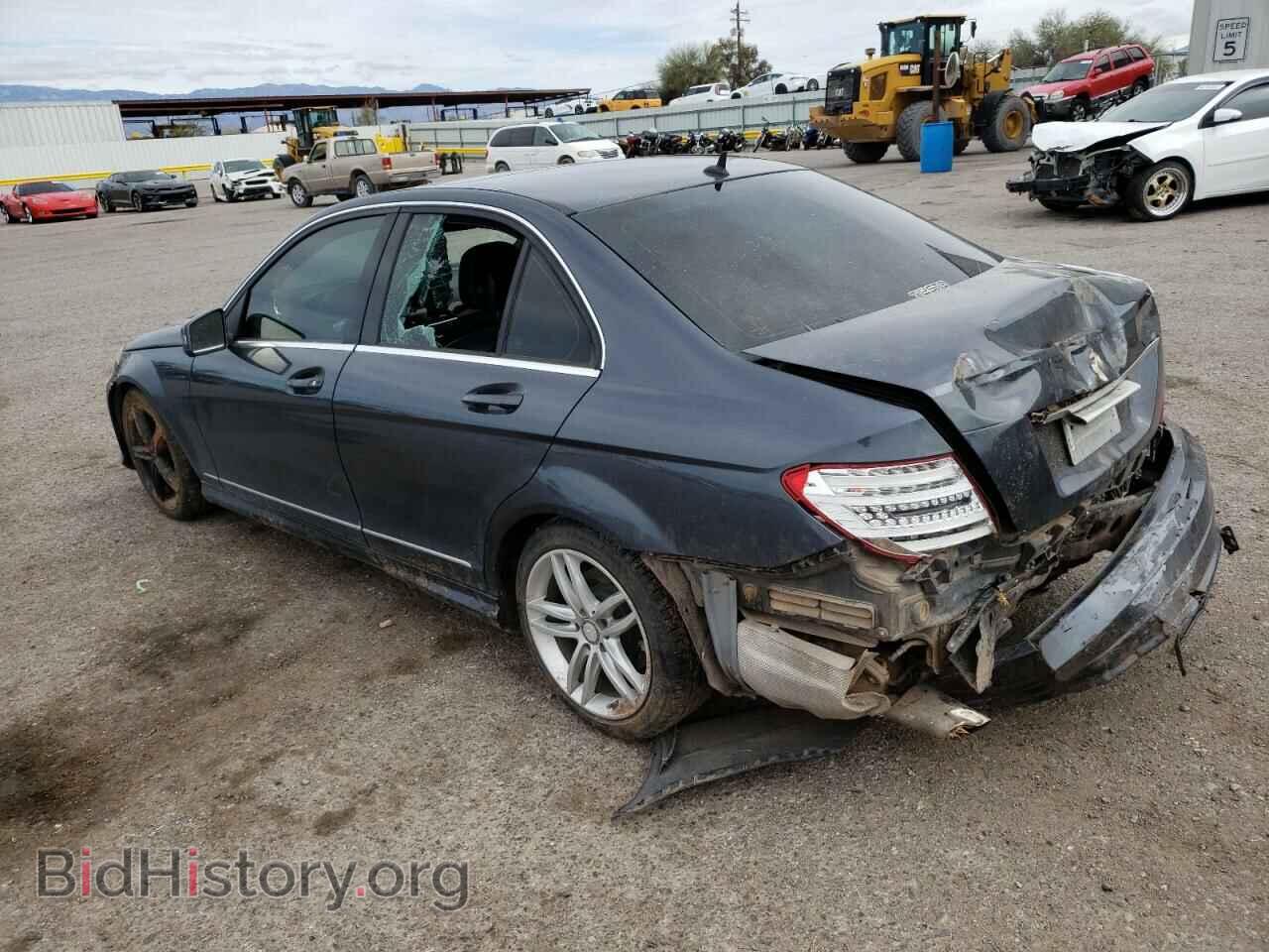 2014 MERCEDES-BENZ C-CLASS - VIN: WDDGF4HB6EA966998 - Фото 2