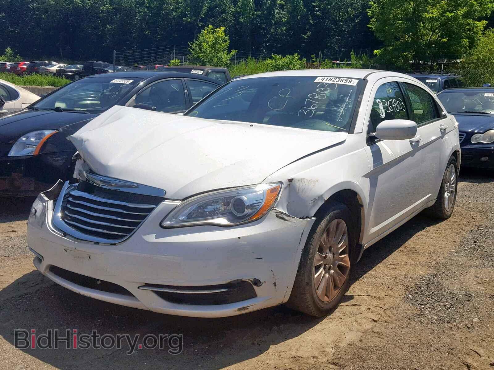 2014 CHRYSLER 200 - VIN: 1C3CCBAB4EN206338 - Фото 2