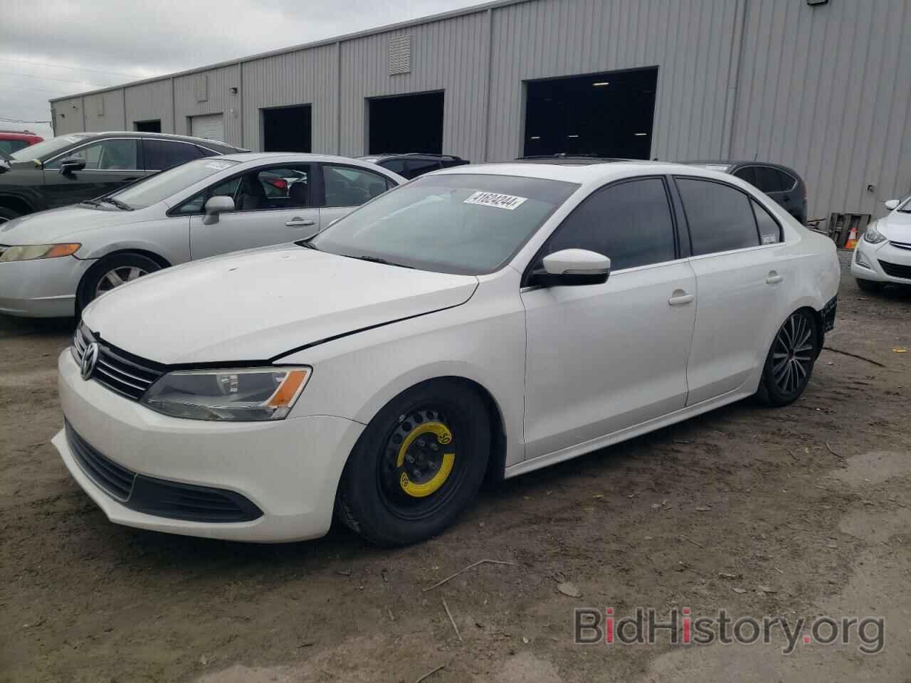 Photo 3VWD07AJ2EM362284 - VOLKSWAGEN JETTA 2014