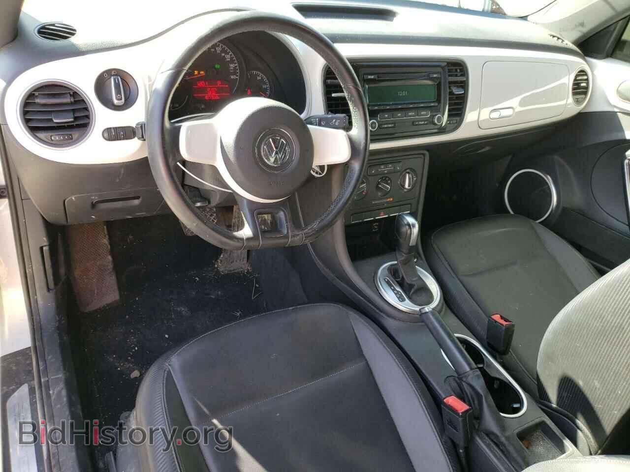 2012 VOLKSWAGEN BEETLE - VIN: 3VWJP7AT2CM608988 - Фото 8