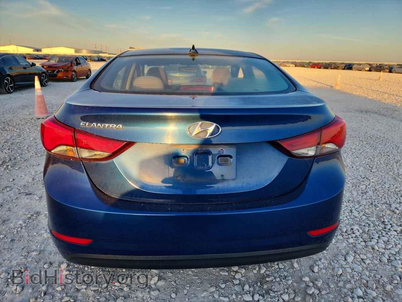 2016 HYUNDAI ELANTRA - VIN: 5NPDH4AE2GH785713 - Фото 6