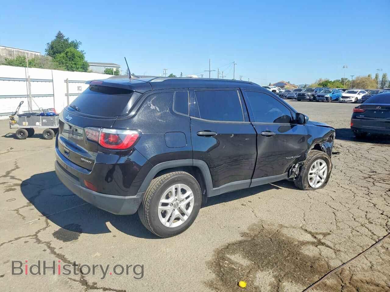 2017 JEEP COMPASS - VIN: 3C4NJCABXHT668360 - Фото 3