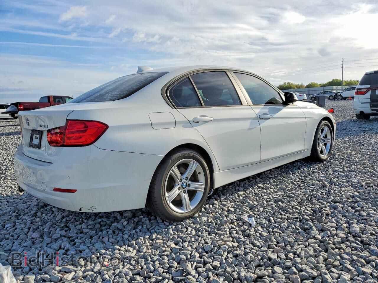 2015 BMW 3 SERIES - VIN: WBA3A5C52FF609267 - Фото 3