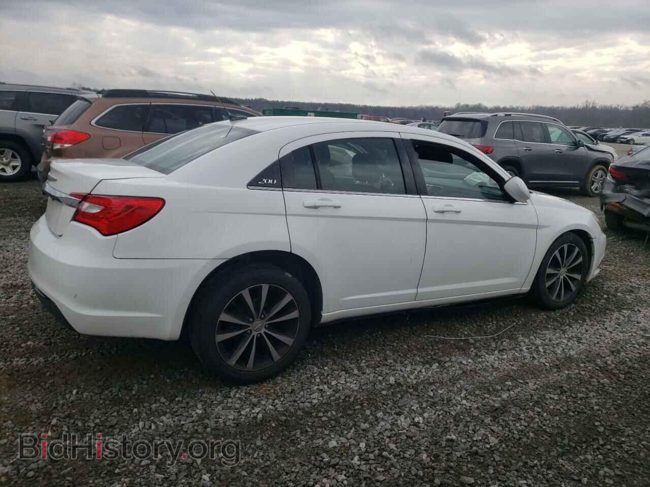 2013 CHRYSLER 200 - VIN: 1C3CCBBG1DN715876 - Фото 3