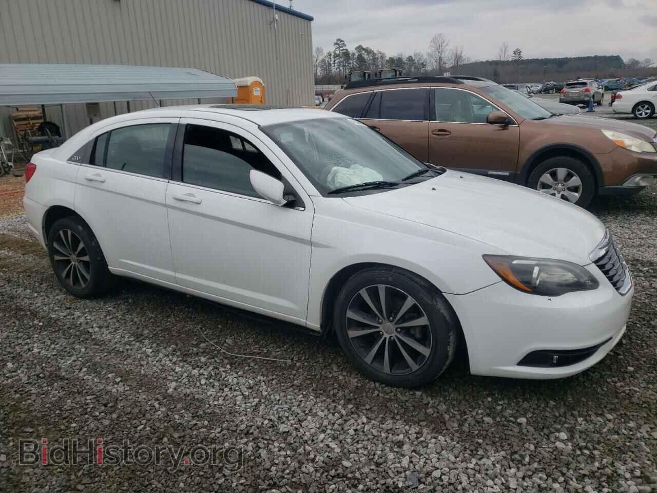 2013 CHRYSLER 200 - VIN: 1C3CCBBG1DN715876 - Фото 4