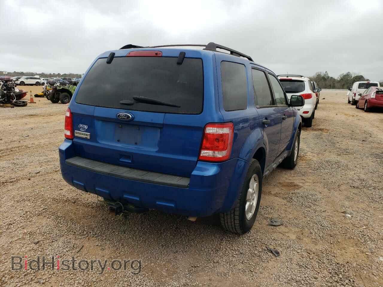 2011 FORD ESCAPE - VIN: 1FMCU0D76BKB97056 - Фото 3