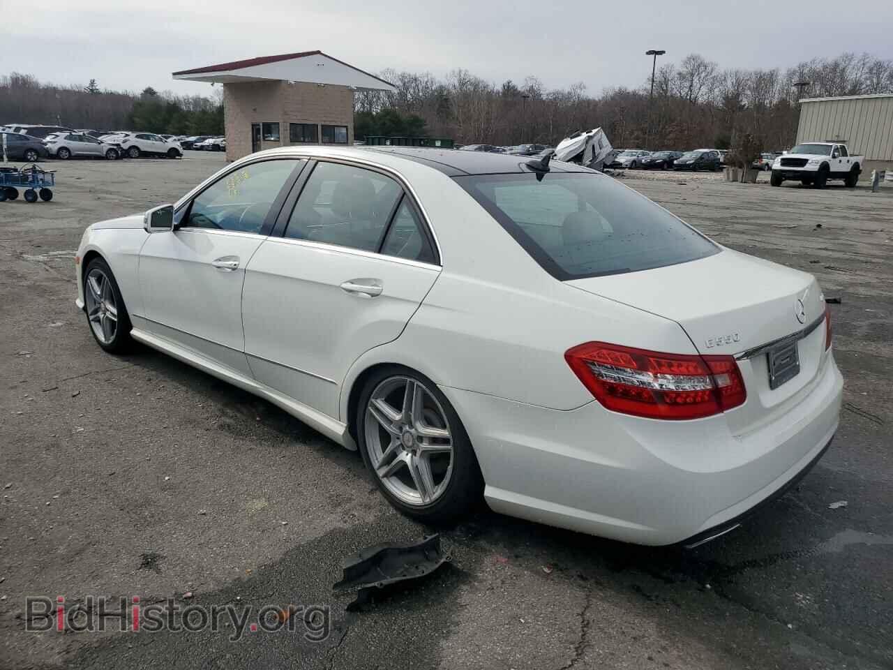 2011 MERCEDES-BENZ E-CLASS - VIN: WDDHF9AB2BA404720 - Фото 2