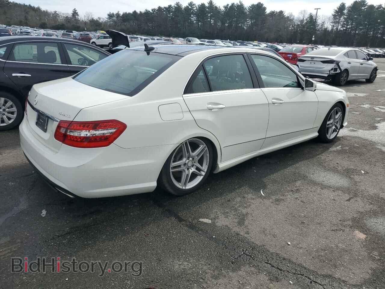 2011 MERCEDES-BENZ E-CLASS - VIN: WDDHF9AB2BA404720 - Фото 3