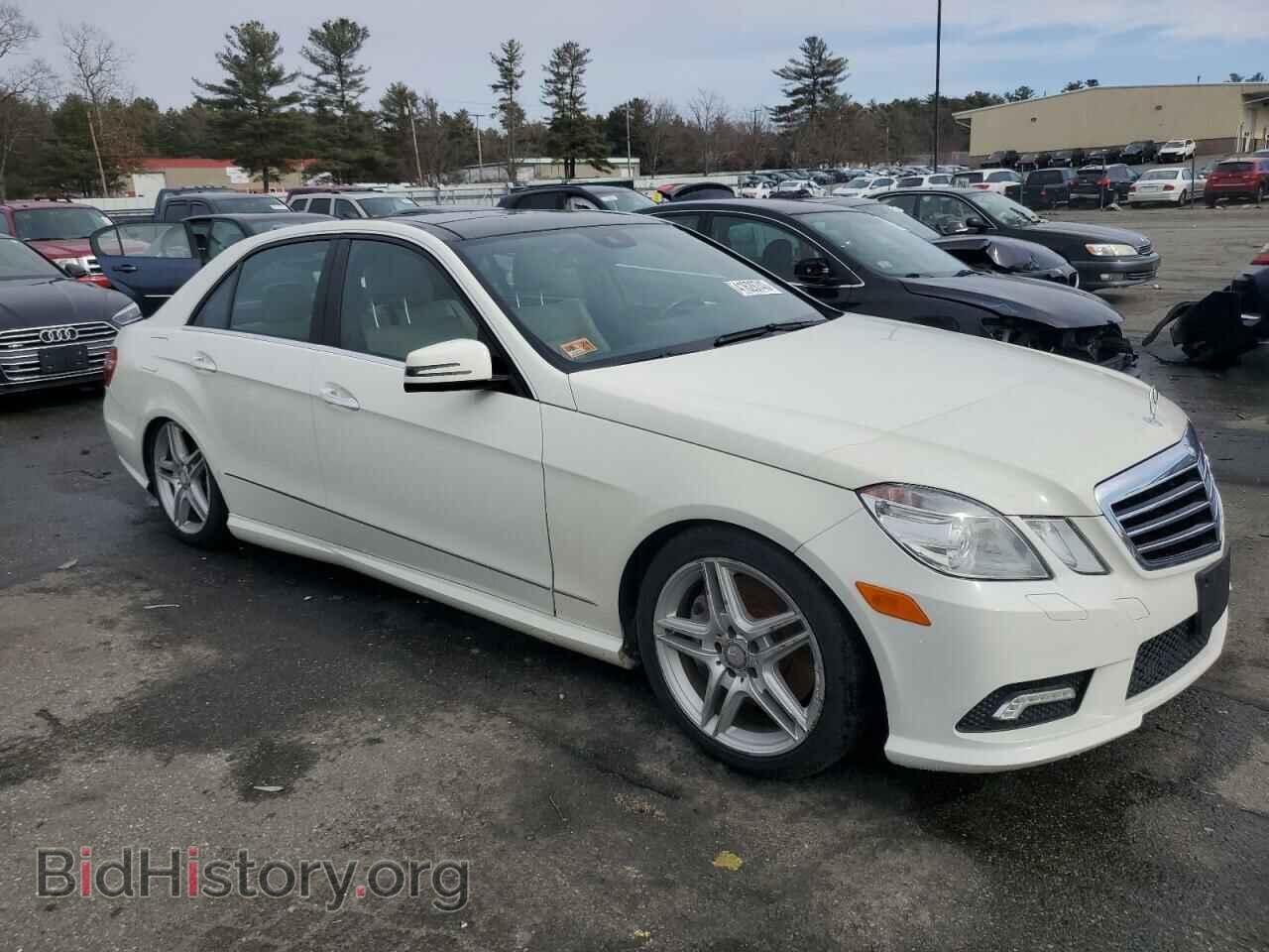 2011 MERCEDES-BENZ E-CLASS - VIN: WDDHF9AB2BA404720 - Фото 4