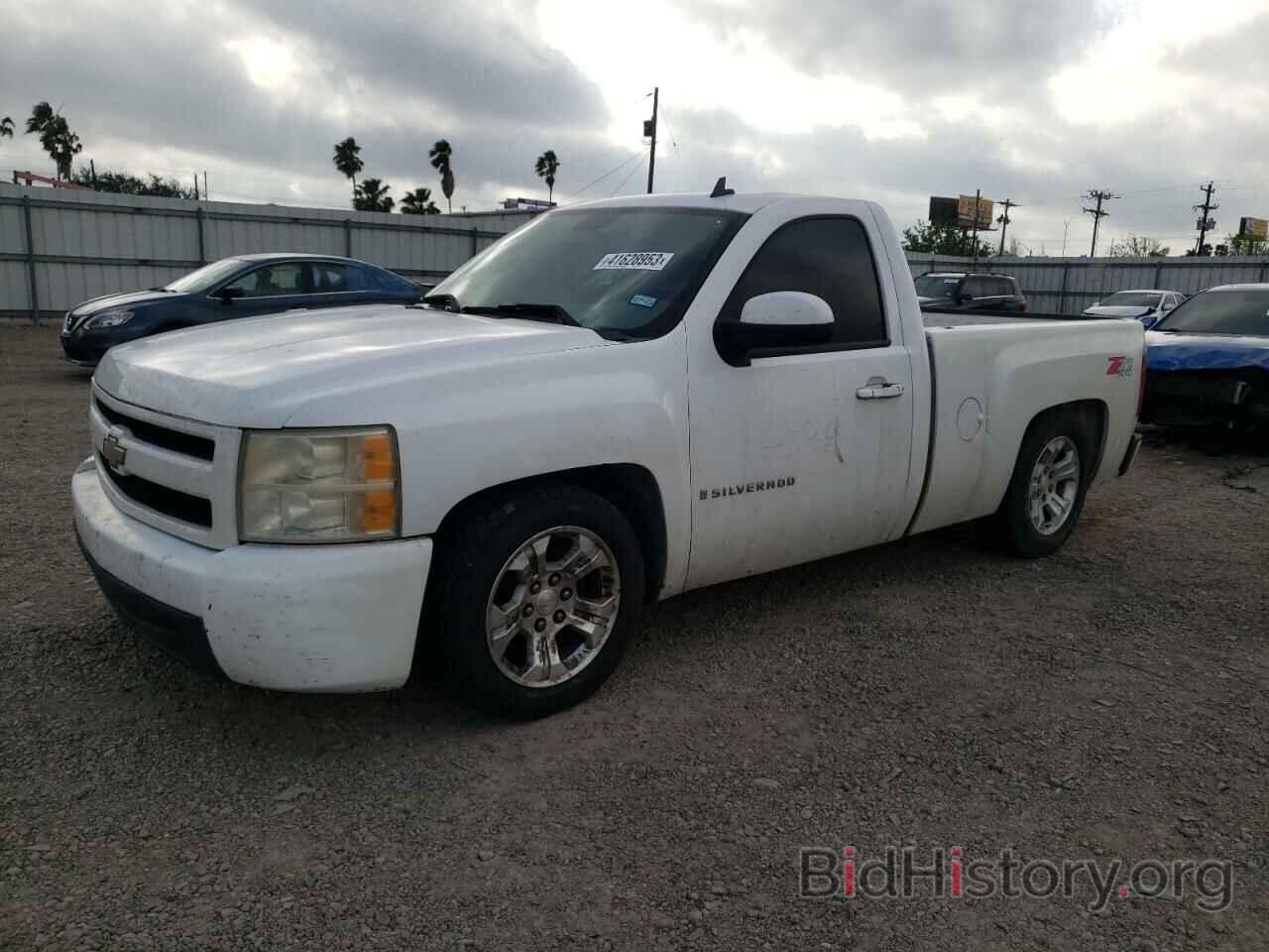 Photo 1GCEC14C87Z523697 - CHEVROLET SILVERADO 2007