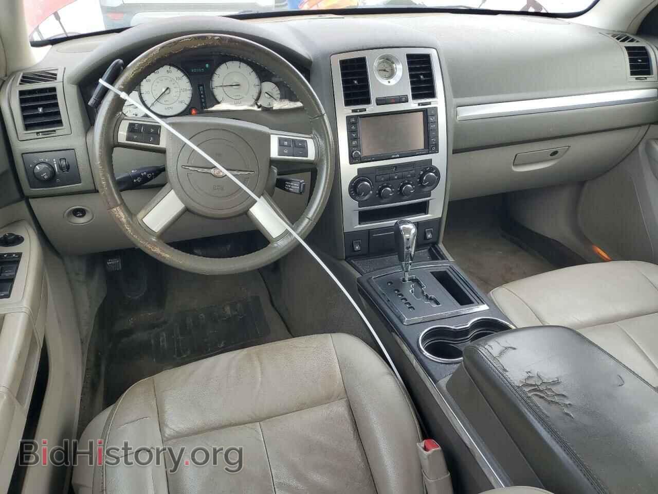 2010 CHRYSLER 300 - VIN: 2C3CA5CVXAH149838 - Фото 8