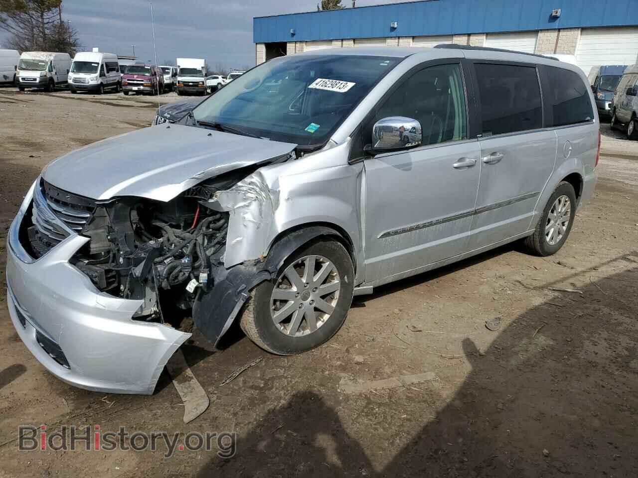 Photo 2A4RR8DG2BR758945 - CHRYSLER MINIVAN 2011