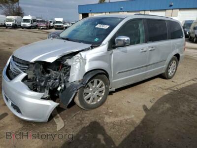 2011 Chrysler MINIVAN Town & COU, silver — VIN 2A4RR8DG2BR758945, Copart