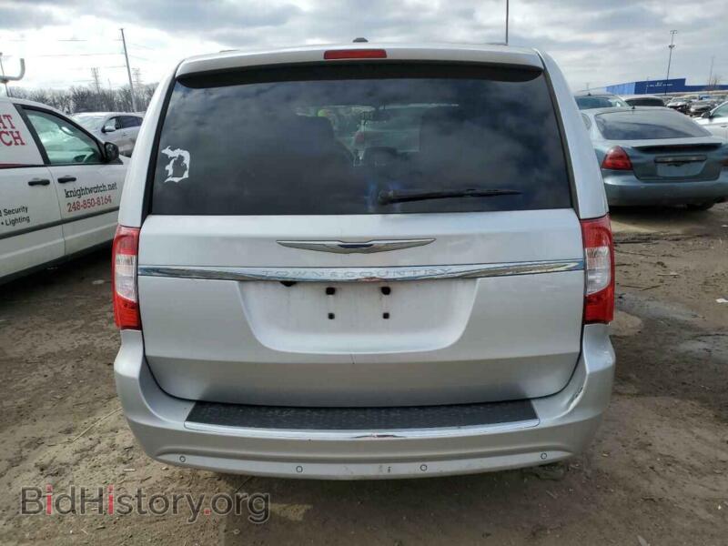 2011 Chrysler MINIVAN (VIN 2A4RR8DG2BR758945) — photo 6 of 13