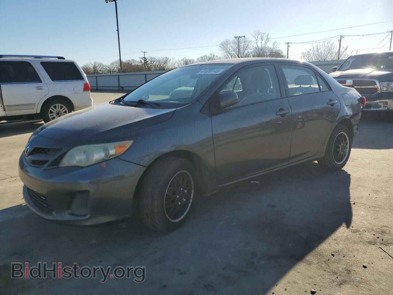 Photo 2T1BU4EEXBC585493 - TOYOTA COROLLA 2011