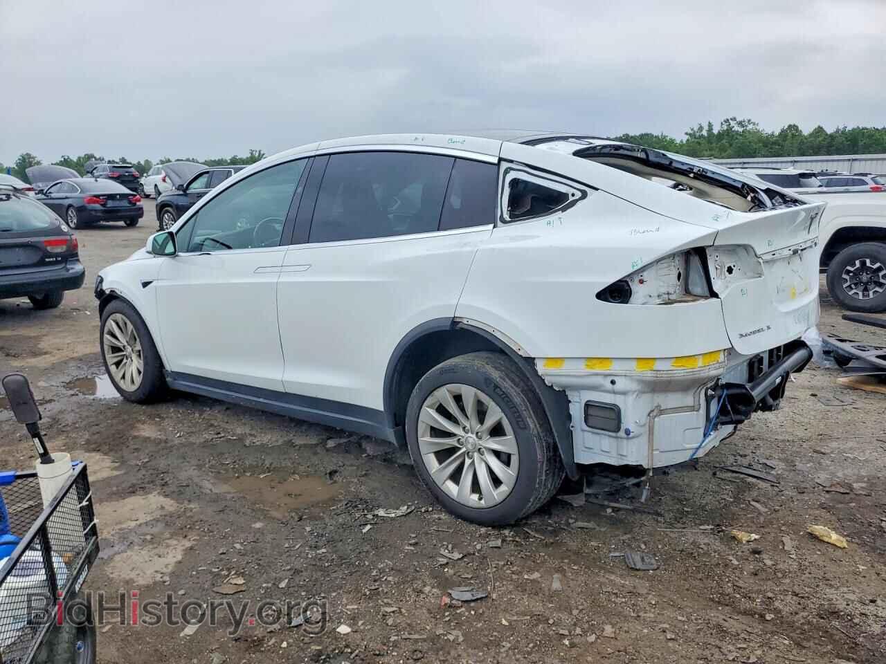 2017 TESLA MODEL X - VIN: 5YJXCDE25HF044418 - Photo 2