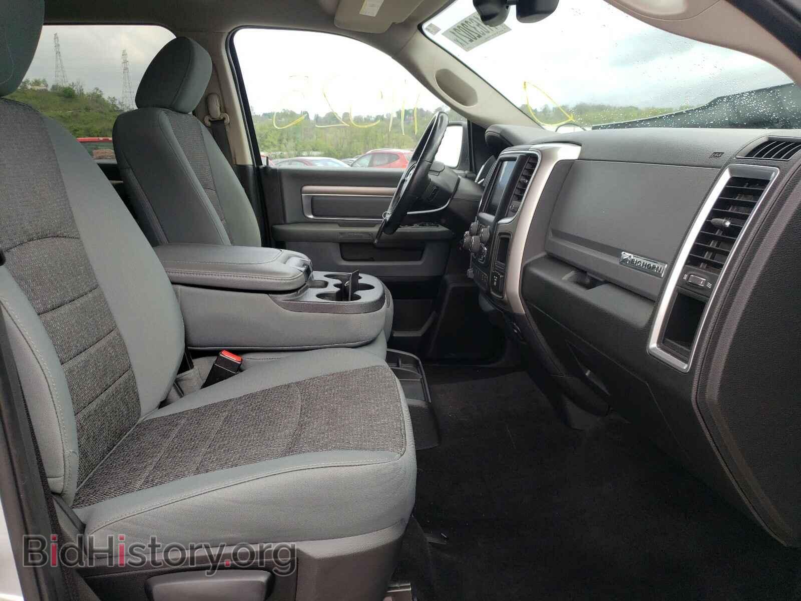 2017 RAM 1500 - VIN: 3C6RR7LT2HG599364 - Фото 5