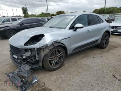 2020 Porsche MACAN, silver — VIN WP1AA2A59LLB06018, Copart