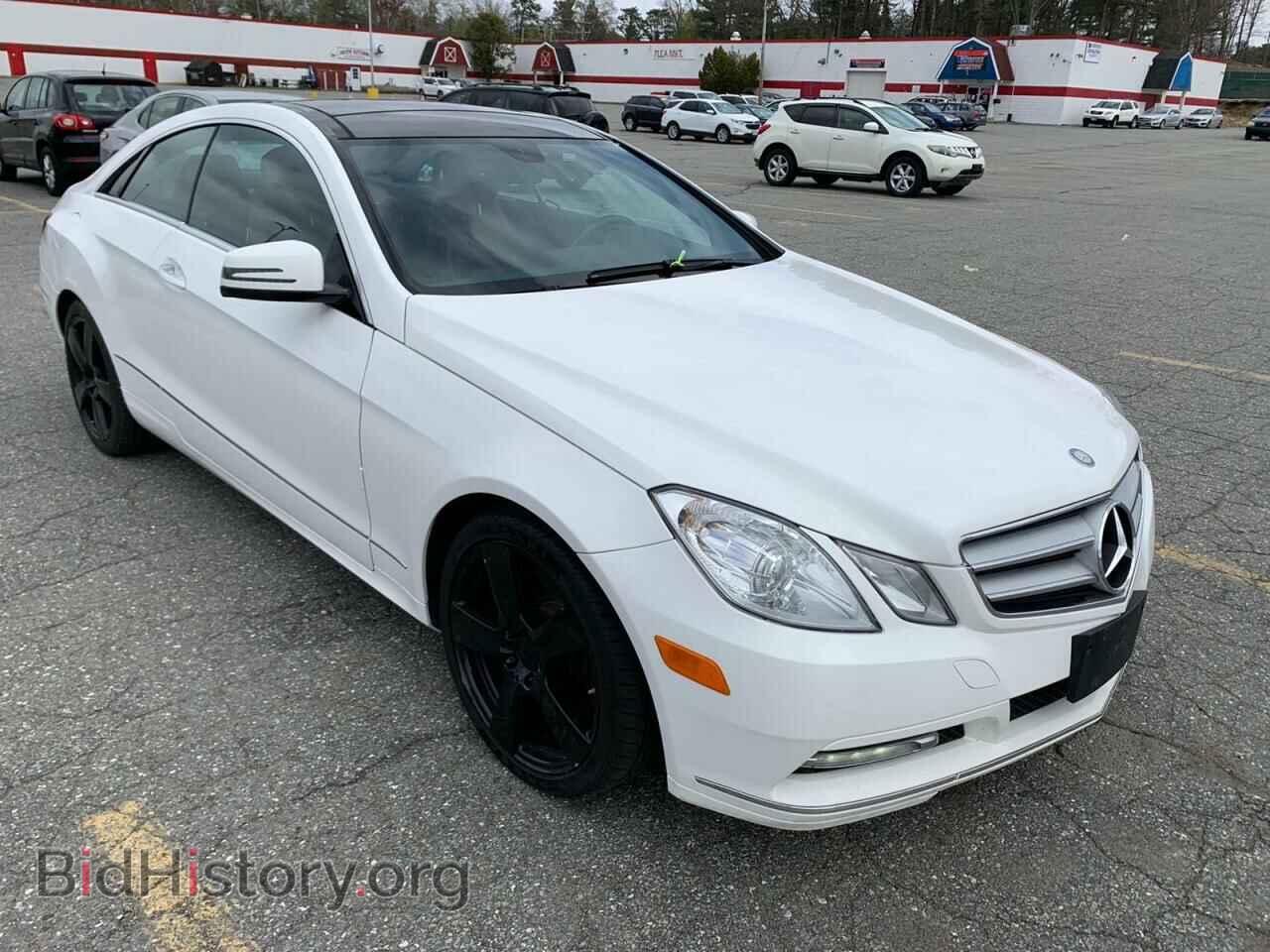Photo WDDKJ8JB8DF214652 - MERCEDES-BENZ E CLASS 2013