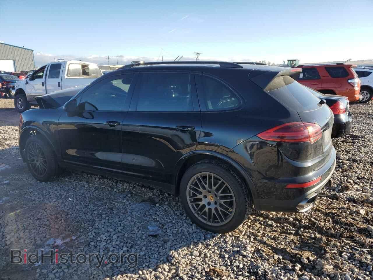 2017 PORSCHE CAYENNE - VIN: WP1AA2A28HKA81289 - Фото 2