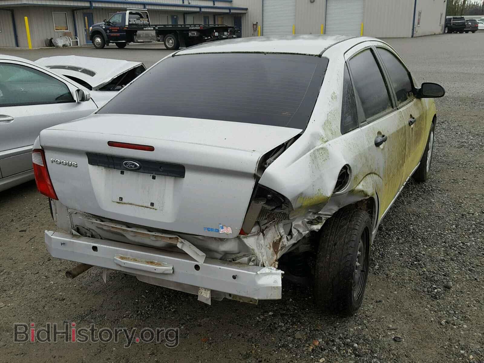 2007 FORD FOCUS - VIN: 1FAFP34N87W327112 - Фото 4