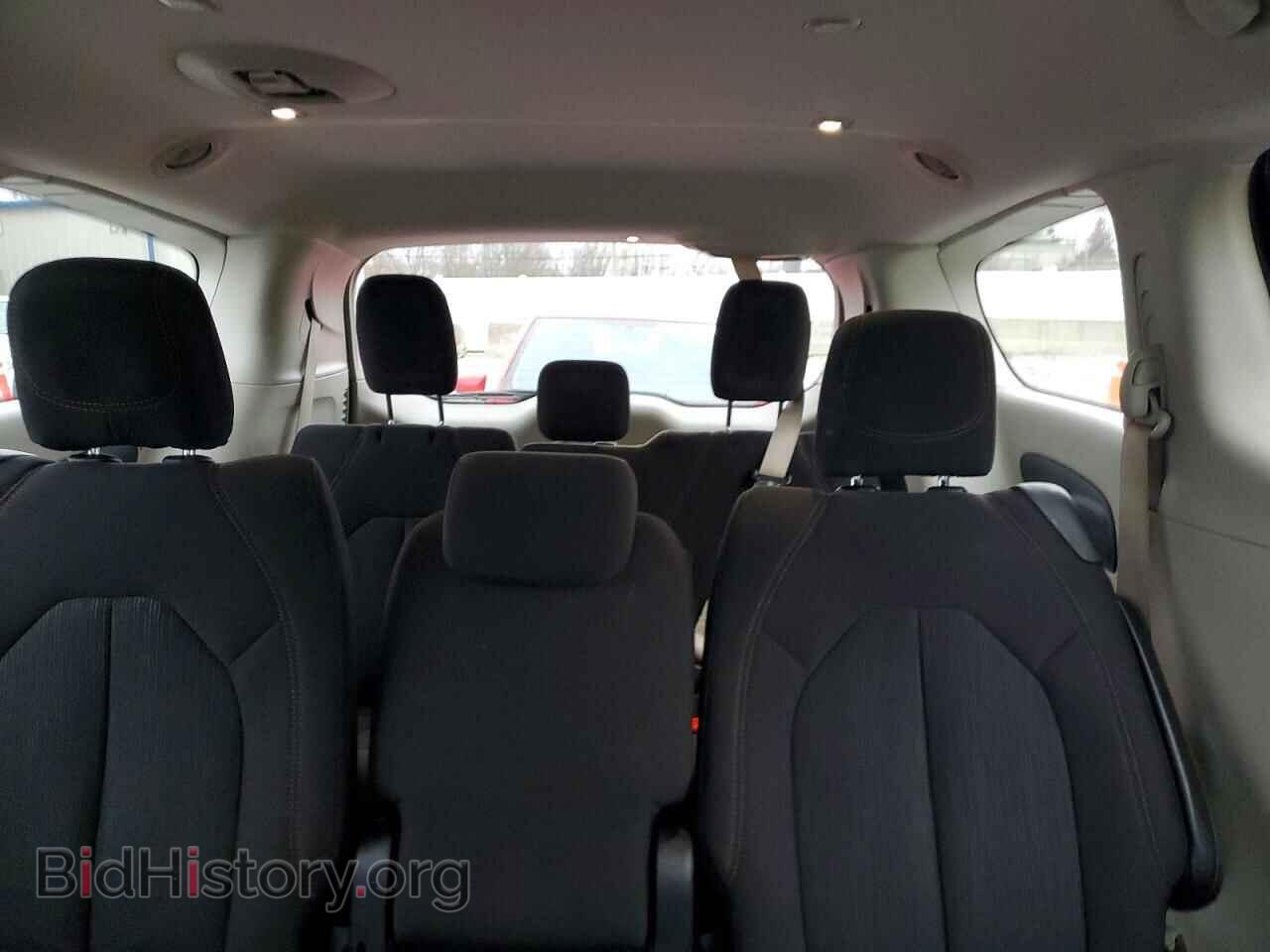 2018 CHRYSLER PACIFICA - VIN: 2C4RC1FG0JR172318 - Фото 10