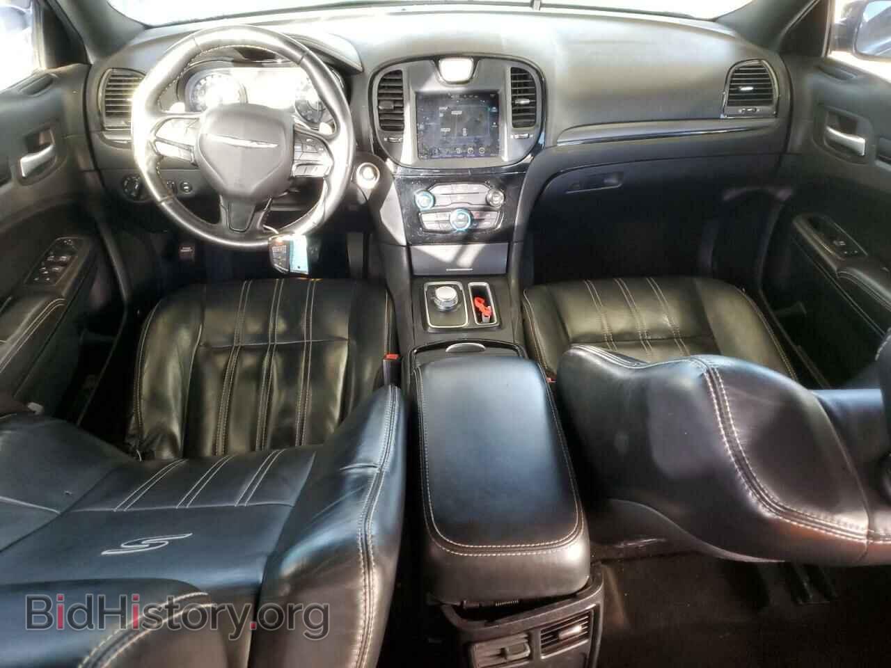 2016 CHRYSLER 300 - VIN: 2C3CCABG0GH135638 - Фото 8