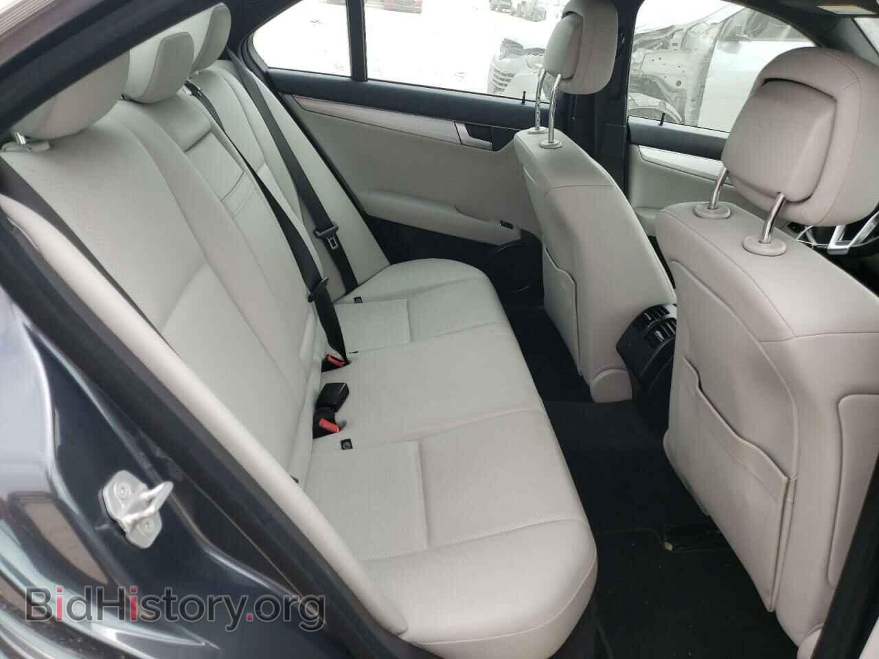 2013 MERCEDES-BENZ C-CLASS - VIN: WDDGF4HB7DA795550 - Фото 6