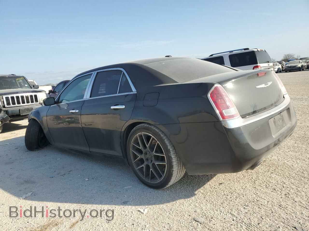 2014 CHRYSLER 300 - VIN: 2C3CCAAG4EH340166 - Фото 2