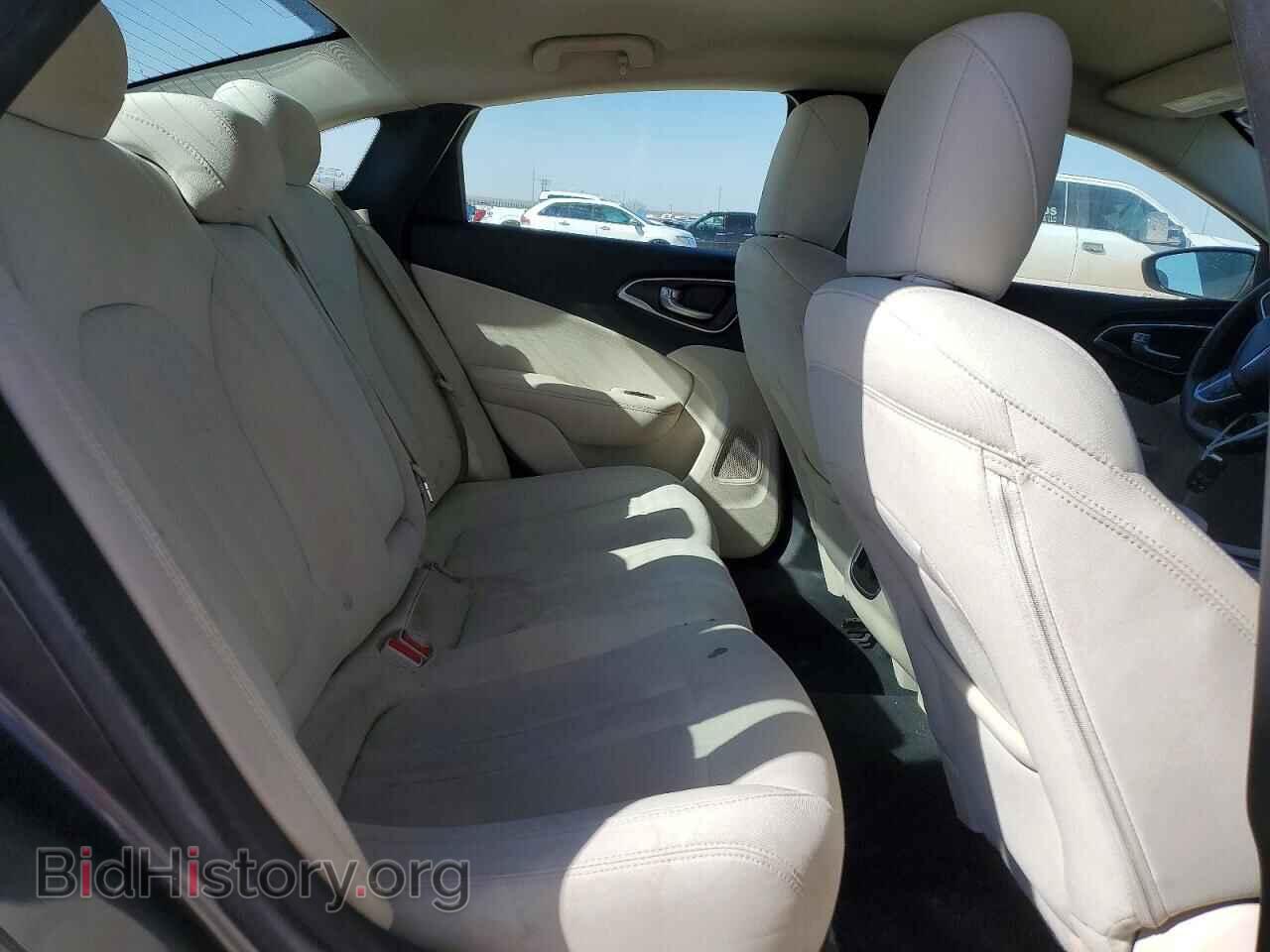 2015 CHRYSLER 200 - VIN: 1C3CCCAB0FN699670 - Фото 10