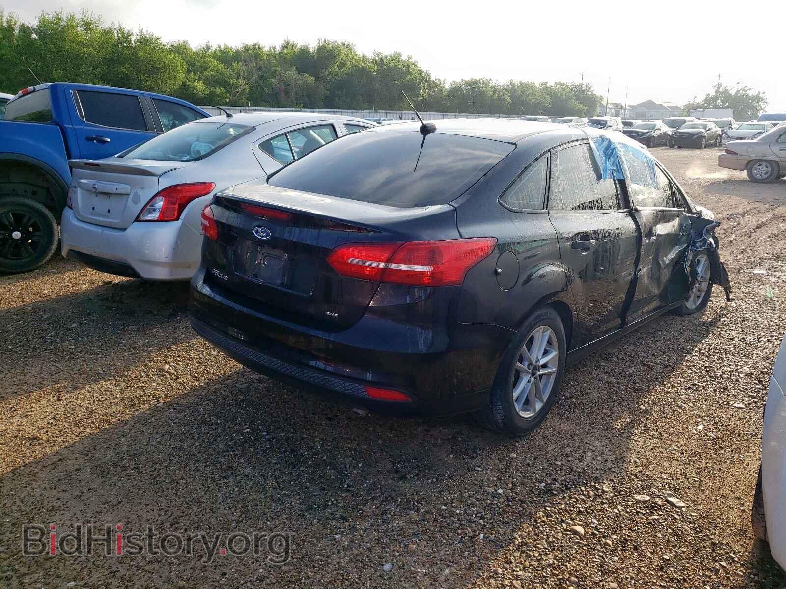 2017 FORD FOCUS - VIN: 1FADP3F22HL318922 - Фото 4