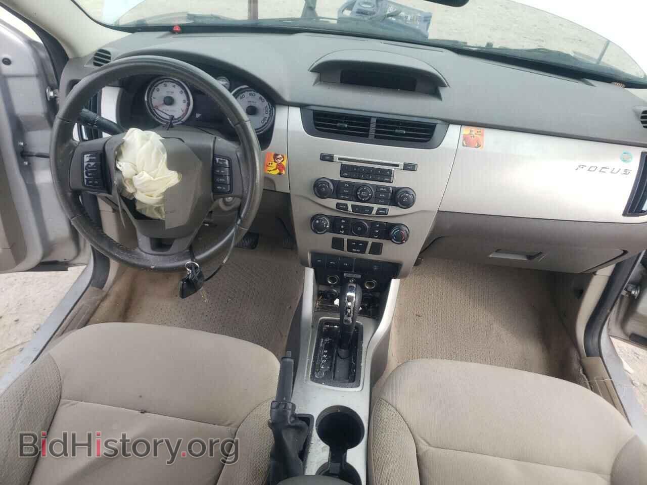 2008 FORD FOCUS - VIN: 1FAHP35N08W227952 - Фото 8