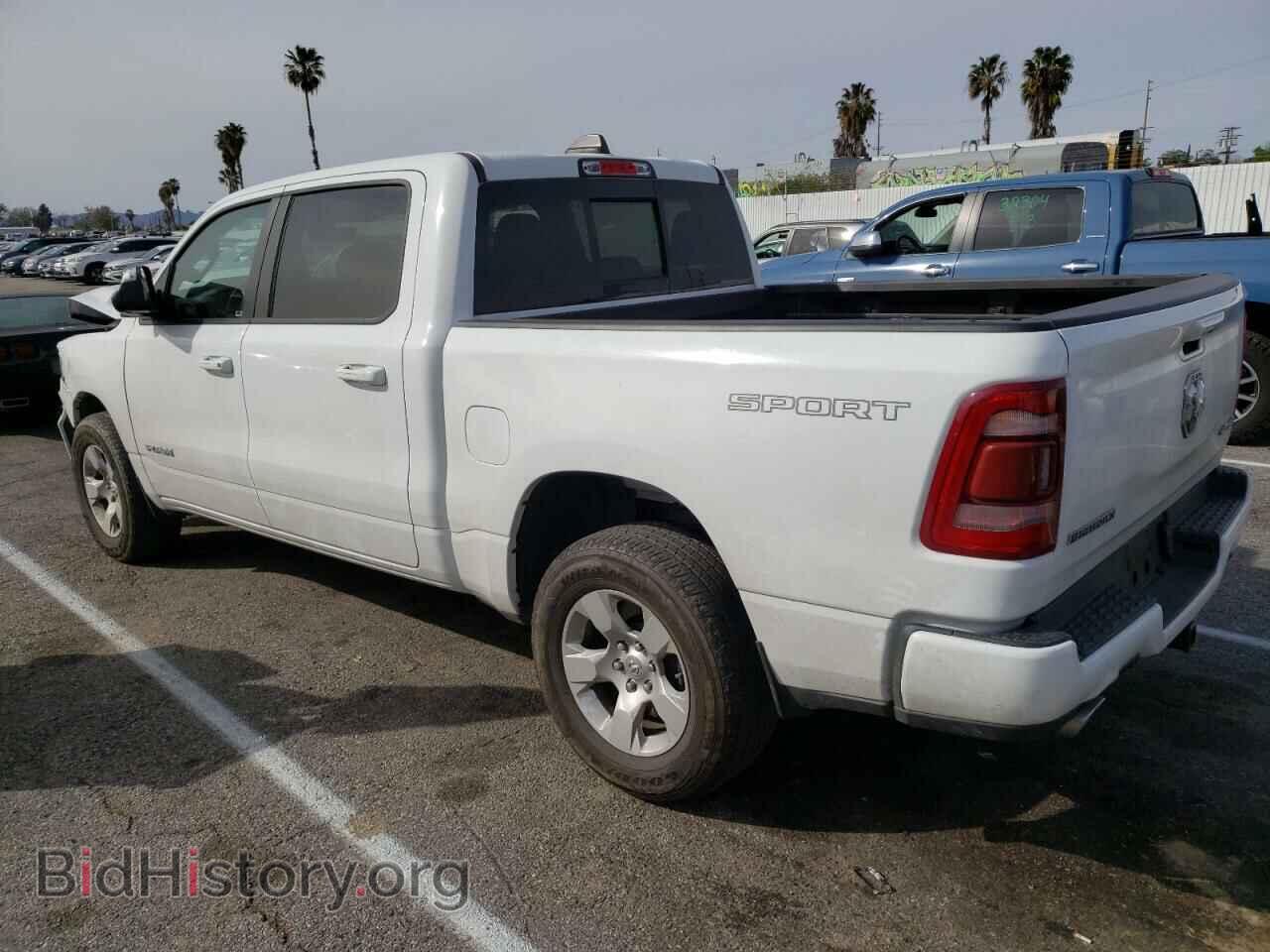 2020 RAM 1500 - VIN: 1C6SRFFM0LN332157 - Фото 2