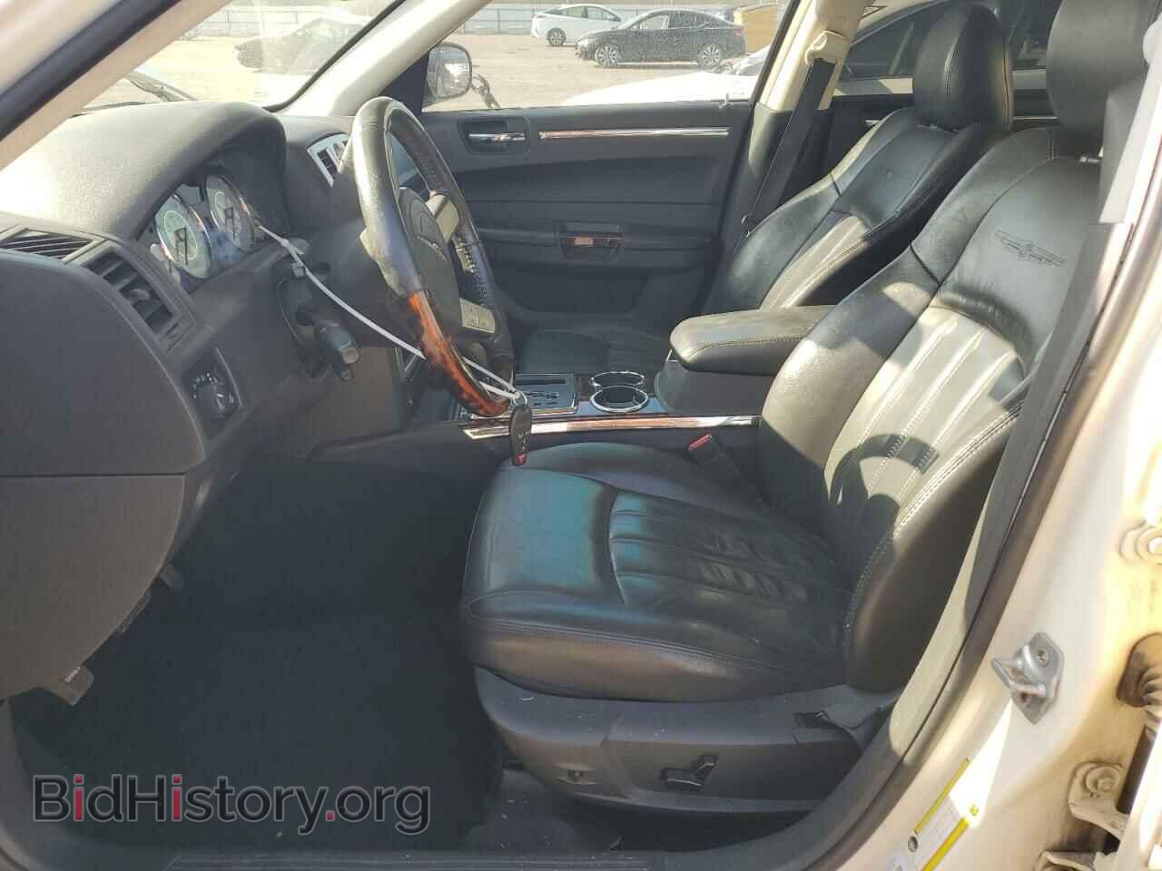 2010 CHRYSLER 300 - VIN: 2C3CA6CT5AH211330 - Фото 7