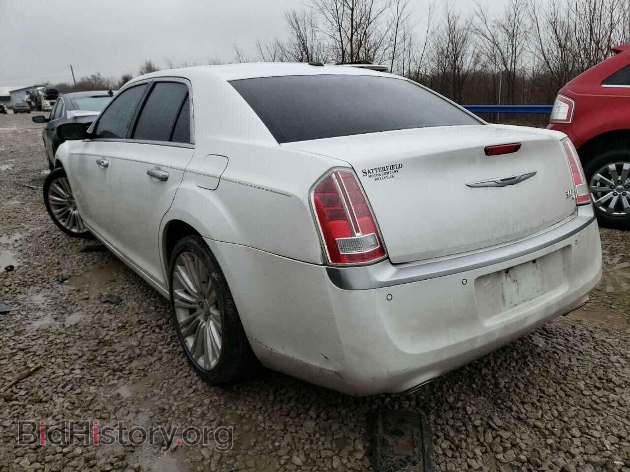 2012 CHRYSLER 300 - VIN: 2C3CCAPT4CH232907 - Фото 2